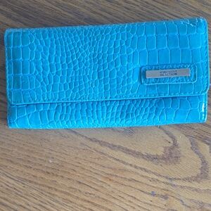 Kenneth Cole Reaction Turquoise Crocodile Wallet